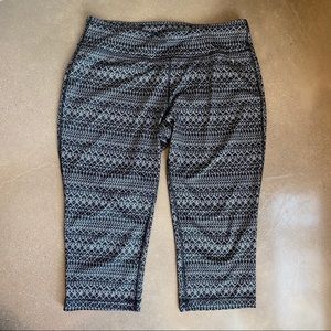 Danskin Now Active Capris🧘🏻‍♀️It’s Workout Time!